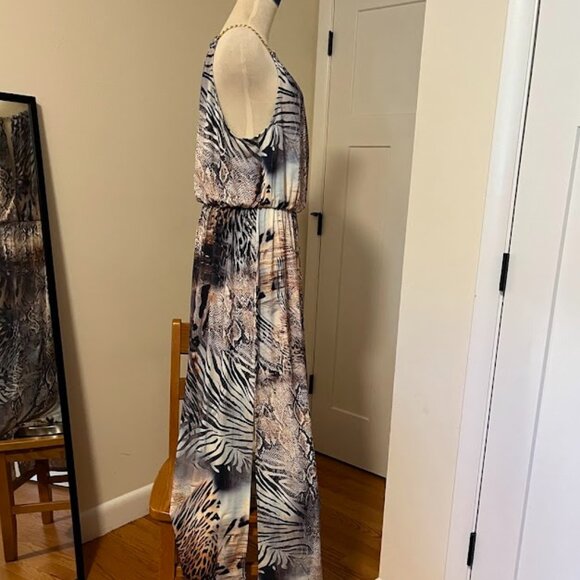 Venus chain strap Maxi Dress NWOT - Picture 6 of 13